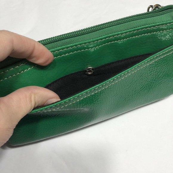 Target Green Faux Patent Leather Chain Strap Bi-fold Womens Wallet Clutch - Picture 3 of 12